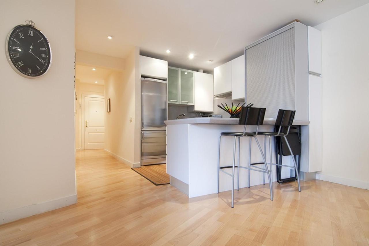 Mit House Princesa En Madrid Apartment ภายนอก รูปภาพ